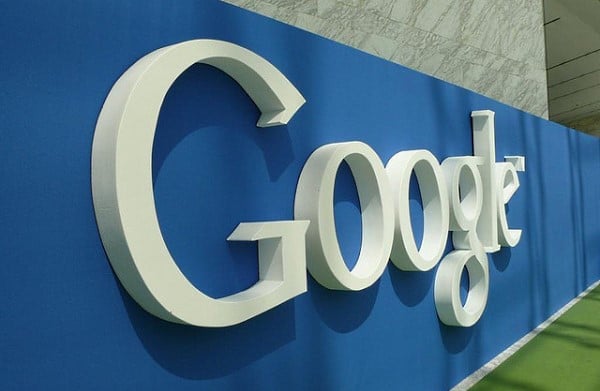 Google får patent för att ändra en skärms egenskaper beroende på batterinivå Google får patent för att ändra en skärms egenskaper beroende på batterinivå