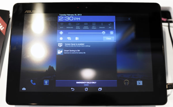 padfone-infinity-hands-on-tabletfront