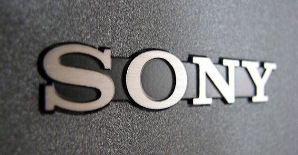 Sony tjänar pengar på spel och filmer, inte på smartphones