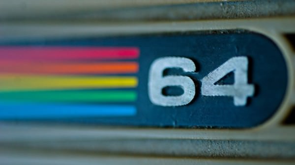 ARM räknar med 64-bitars Androidmobiler kring jul