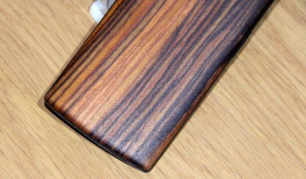 Bilder på de olika bakstyckena för OnePlus One