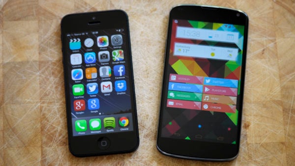 ios7-vs-android-home