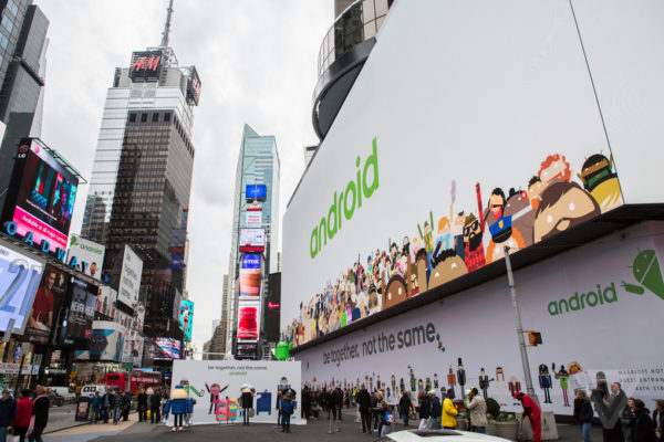 androidannons-google-times-square-2